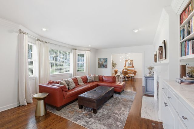 4700 Churchwood Dr, Nashville, TN 37220