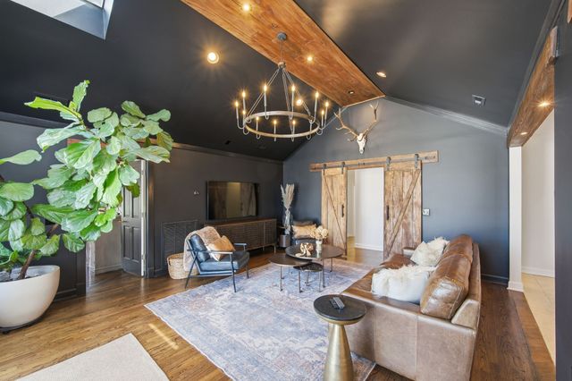 4700 Churchwood Dr, Nashville, TN 37220