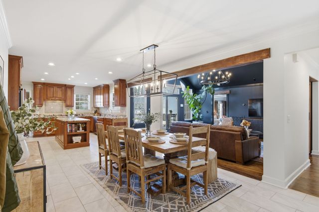 4700 Churchwood Dr, Nashville, TN 37220