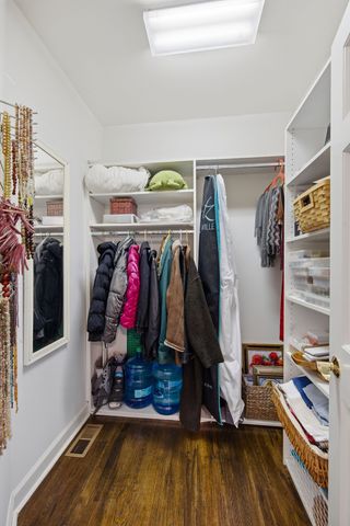 4700 Churchwood Dr, Nashville, TN 37220