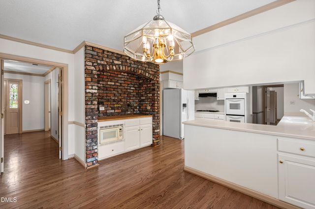 109 Queensferry Road, Cary, NC 27511