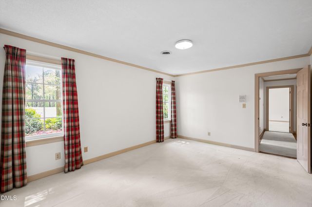 109 Queensferry Road, Cary, NC 27511