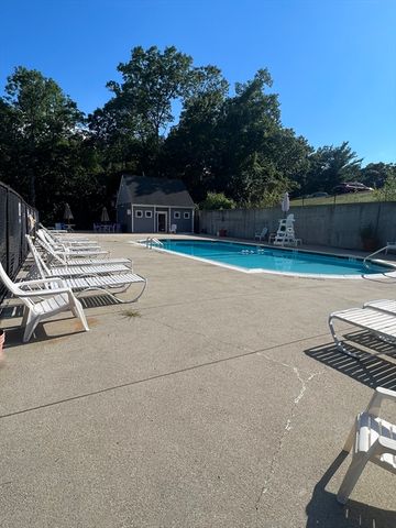 152 Turner Rd 48, Holliston, MA 01746