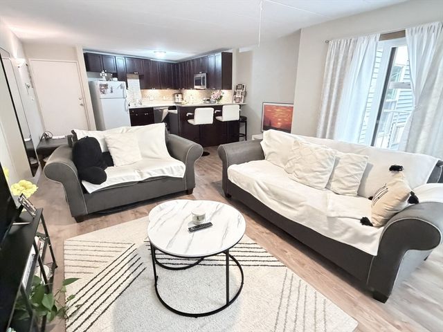 152 Turner Rd 48, Holliston, MA 01746