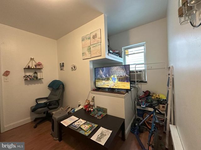 2014-16 S 7TH ST, Philadelphia, PA 19148