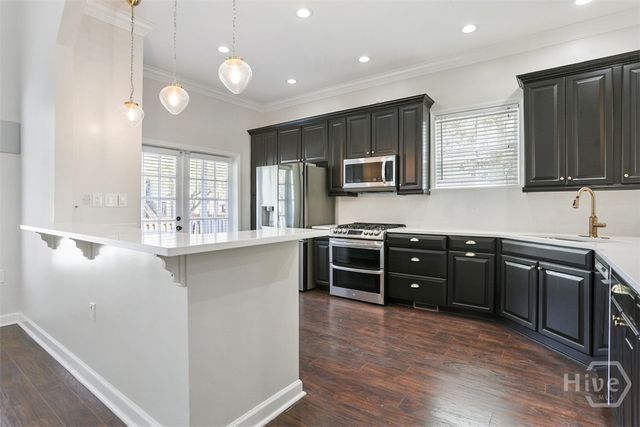 310 E Park Avenue, Savannah, GA 31401