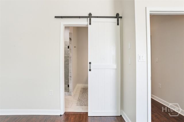 310 E Park Avenue, Savannah, GA 31401