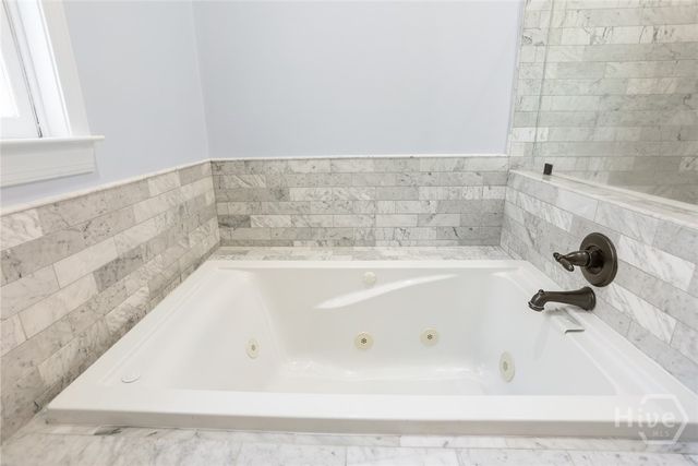 310 E Park Avenue, Savannah, GA 31401