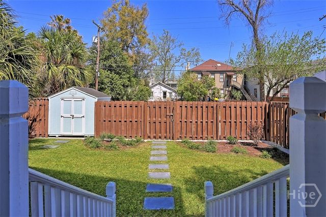 310 E Park Avenue, Savannah, GA 31401