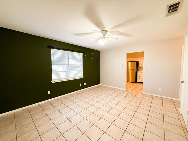 1137 Haines Avenue 1137, Dallas, TX 75208