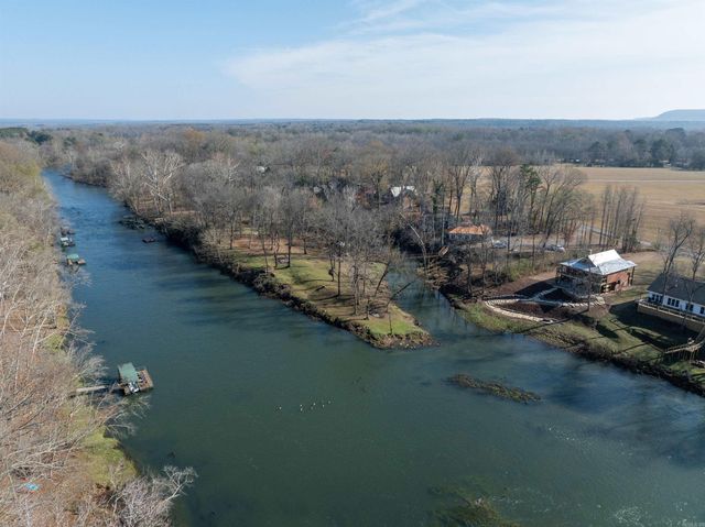 601 River Drive, Heber Springs, AR 72543