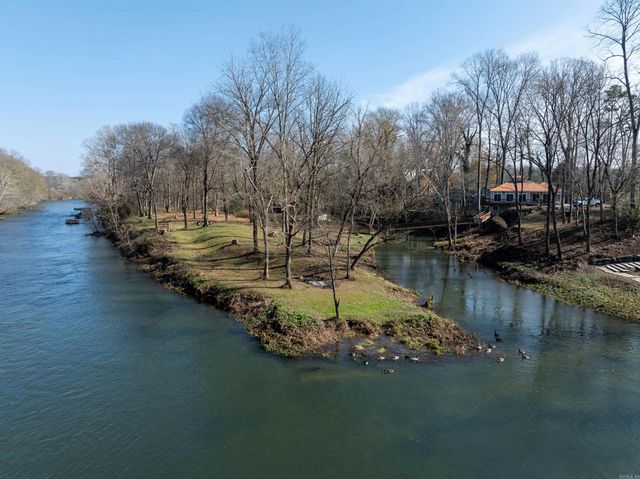 601 River Drive, Heber Springs, AR 72543