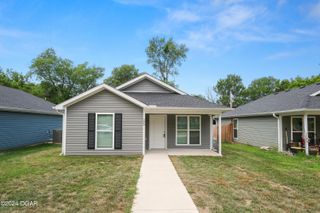 506 S Elm Street, Carterville, MO 64835