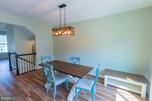 142 NORWOOD DR, Falling Waters, WV 25419