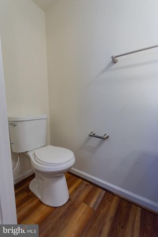 142 NORWOOD DR, Falling Waters, WV 25419