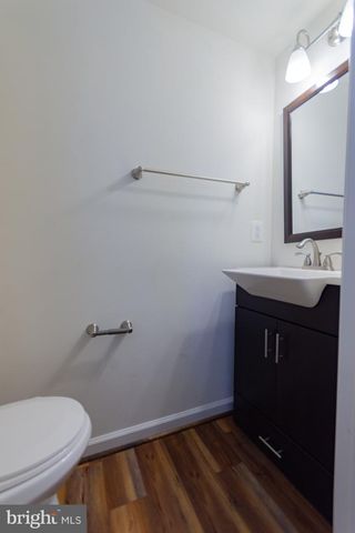 142 NORWOOD DR, Falling Waters, WV 25419