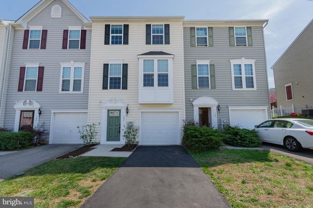 142 NORWOOD DR, Falling Waters, WV 25419