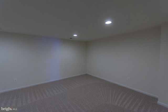 142 NORWOOD DR, Falling Waters, WV 25419