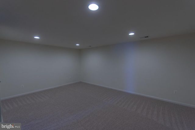 142 NORWOOD DR, Falling Waters, WV 25419