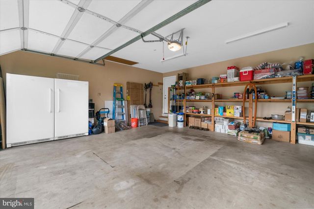 2323 COLONIAL DR, Gilbertsville, PA 19525