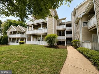 14314 CLIMBING ROSE WAY #102, Centreville, VA 20121