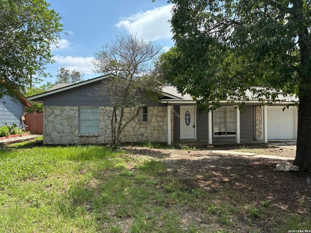 4426 Desert View Dr, San Antonio, TX 78217