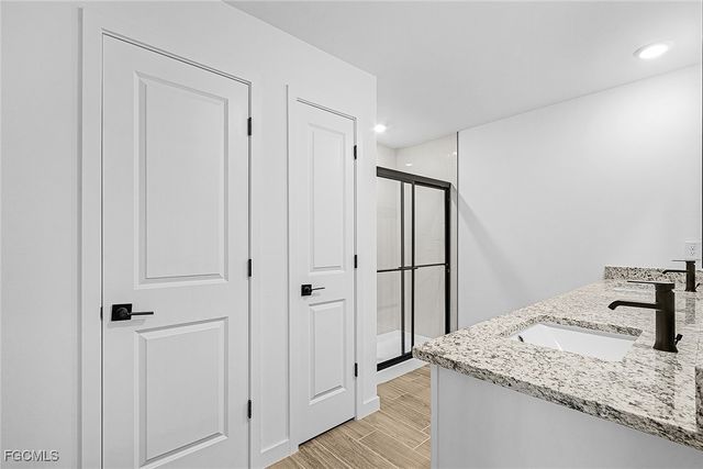 4100 NE 16th AVE, Cape Coral, FL 33909