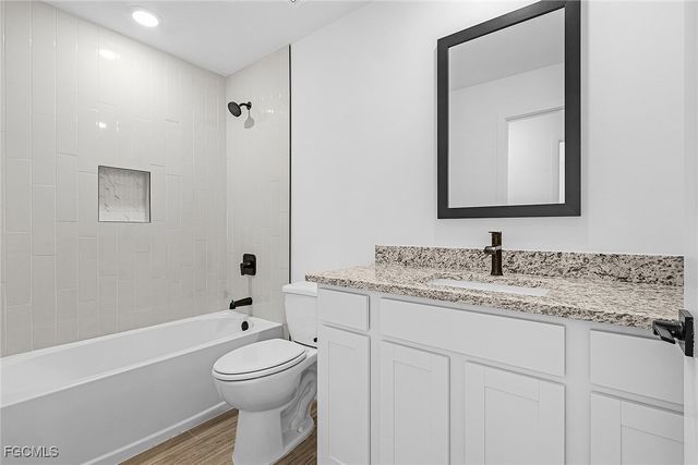 4100 NE 16th AVE, Cape Coral, FL 33909