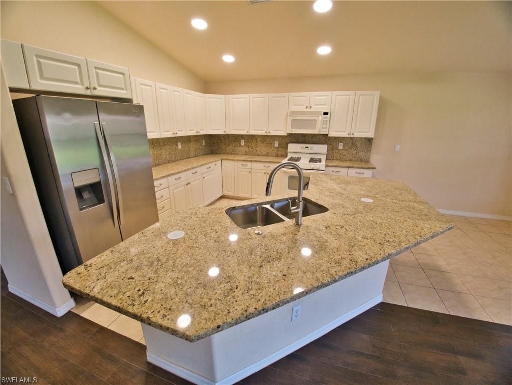 9071 Astonia WAY, ESTERO, FL 33967 — photo 5