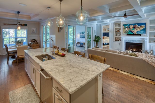 7 Attleboro Pl, Bluffton, SC 29910