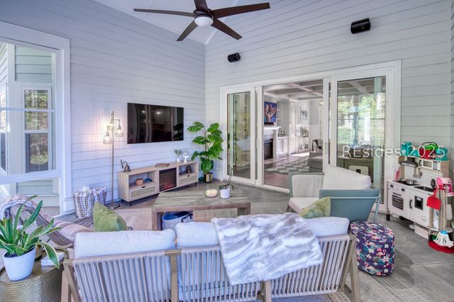 7 Attleboro Pl, Bluffton, SC 29910