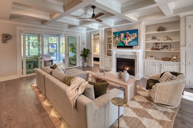 7 Attleboro Pl, Bluffton, SC 29910