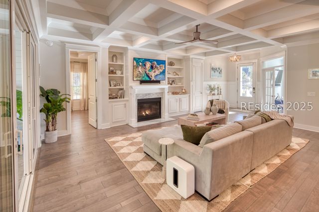 7 Attleboro Pl, Bluffton, SC 29910