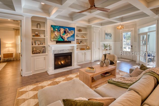 7 Attleboro Pl, Bluffton, SC 29910