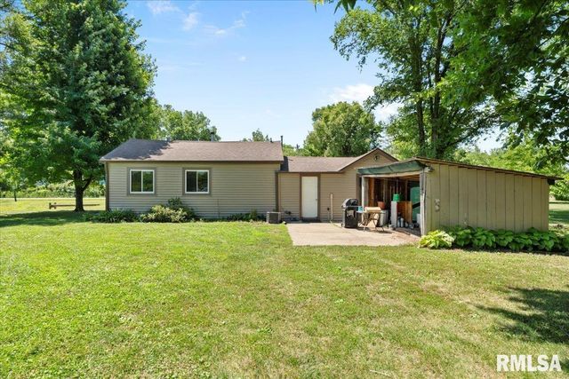 5630 MOLINE Road, Erie, IL 61250