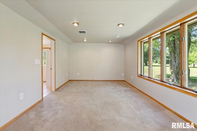 5630 MOLINE Road, Erie, IL 61250