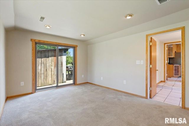 5630 MOLINE Road, Erie, IL 61250