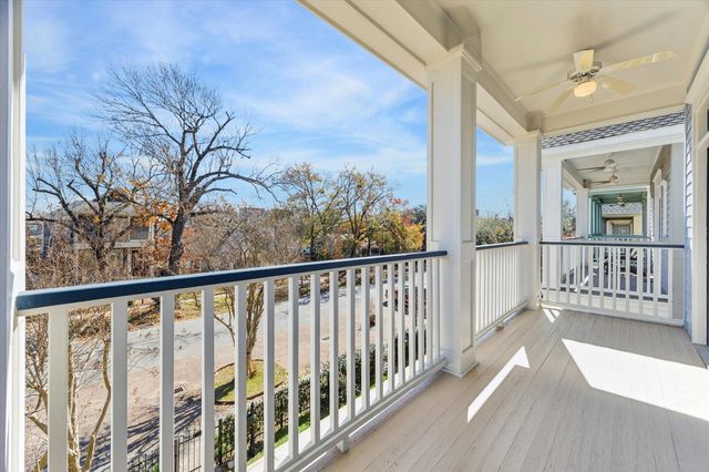 421 Cortlandt Street C, Houston, TX 77007