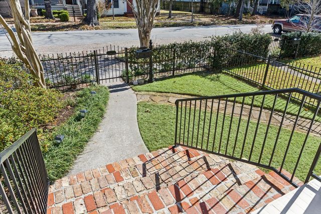 421 Cortlandt Street C, Houston, TX 77007