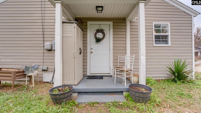 127 S Pine Street, Batesburg, SC 29006