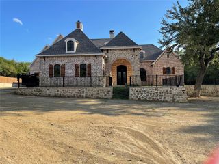 90 Woodland Hills Drive, Sherman, TX 75092