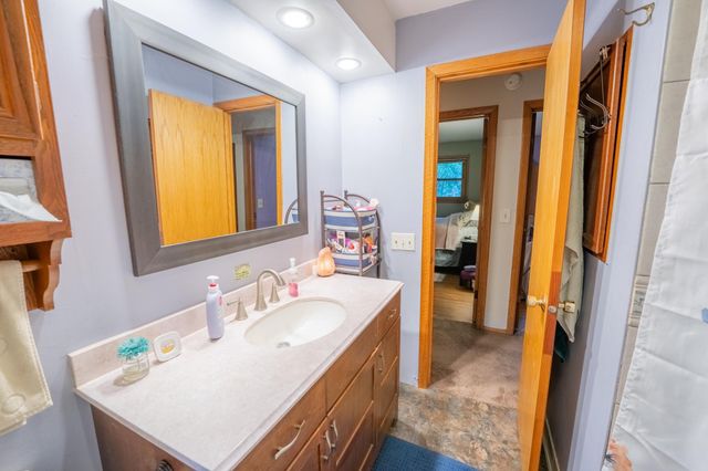 3000 County Road H2, Mounds View, MN 55112