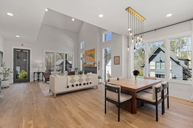 304 Mado Lane, Chattahoochee Hills, GA 30268