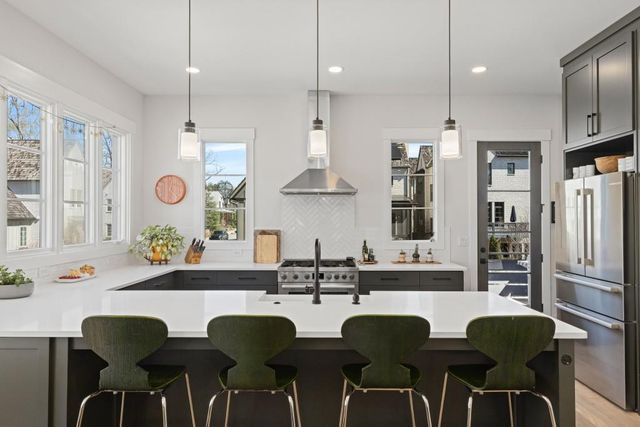 304 Mado Lane, Chattahoochee Hills, GA 30268