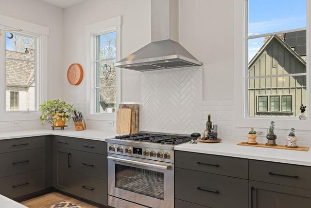 304 Mado Lane, Chattahoochee Hills, GA 30268