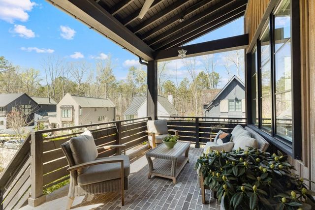 304 Mado Lane, Chattahoochee Hills, GA 30268