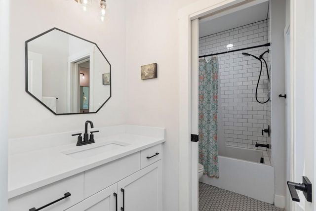 304 Mado Lane, Chattahoochee Hills, GA 30268