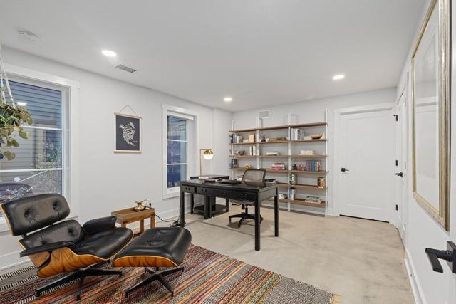 304 Mado Lane, Chattahoochee Hills, GA 30268