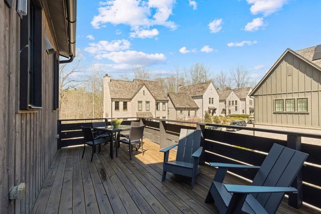 304 Mado Lane, Chattahoochee Hills, GA 30268