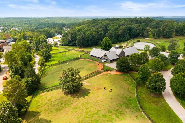 304 Mado Lane, Chattahoochee Hills, GA 30268